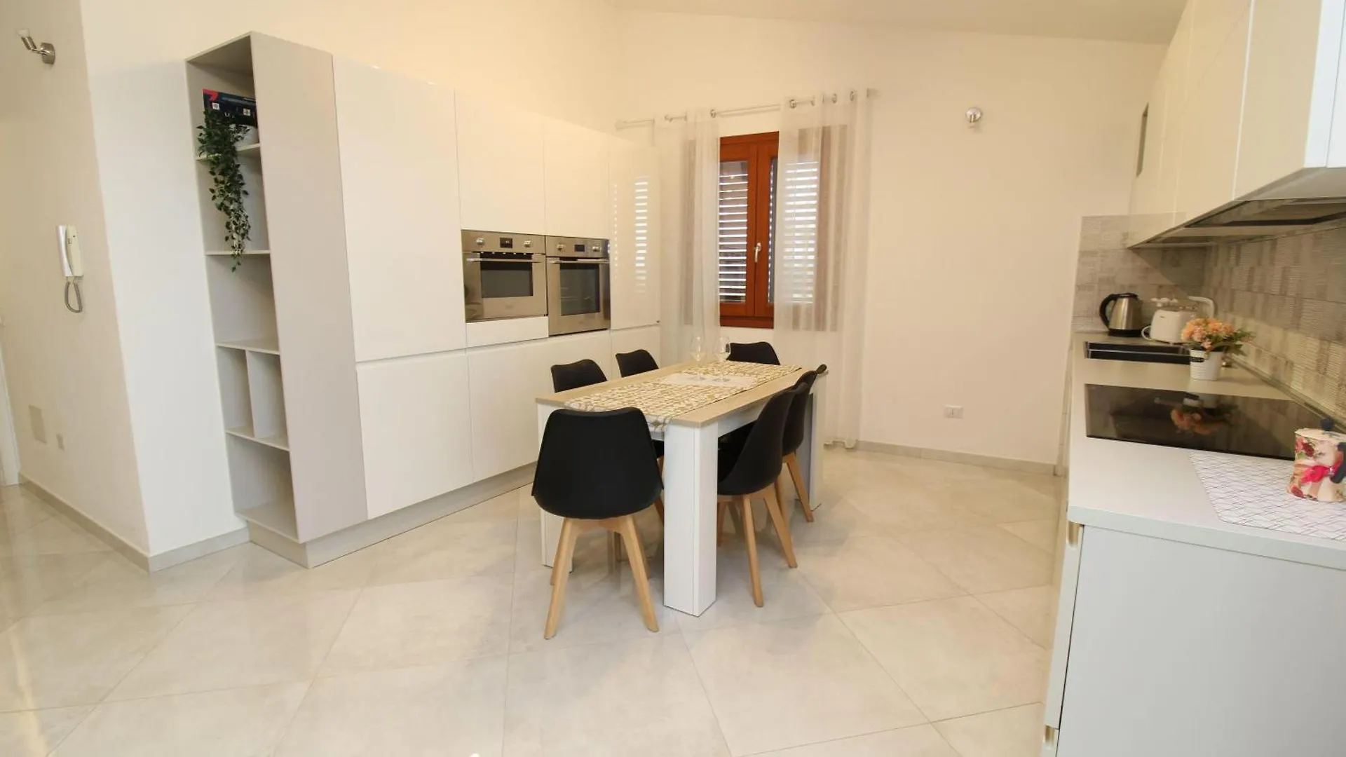 La-Dolce-Vita-Holiday-Home La Caletta Lejlighed