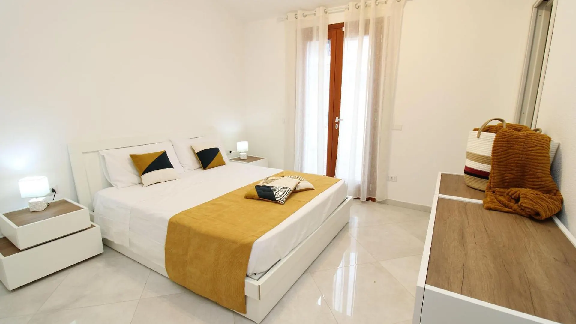 La-Dolce-Vita-Holiday-Home La Caletta Lejlighed