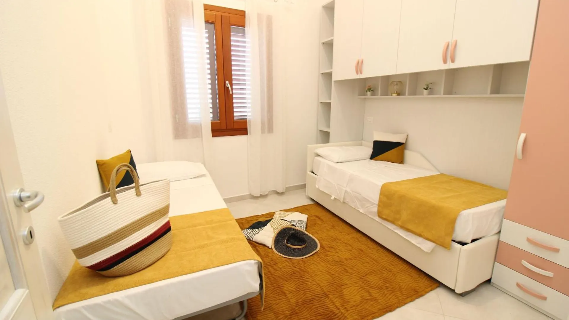 Lejlighed La-Dolce-Vita-Holiday-Home La Caletta